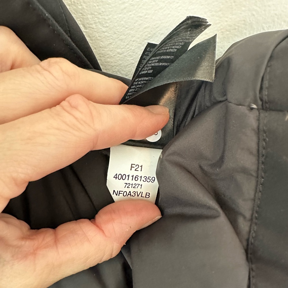 The North Face Women's Arctic Parka - Picture 9 of 11